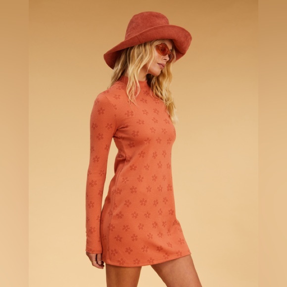 Billabong x Salty Blonde Bodycon Dress - Picture 5 of 14